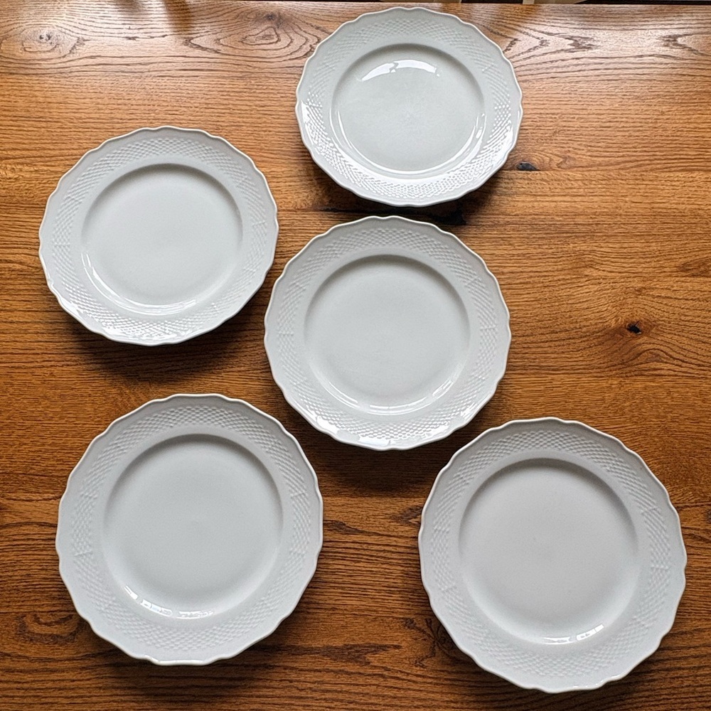 Belvedere by Kaiser W Germany set of 5 White plates ~10.5 in